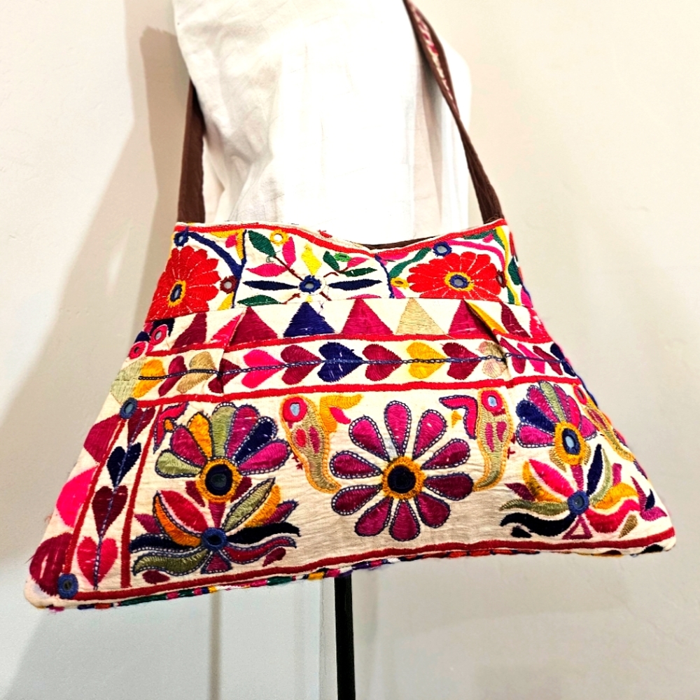 Handmade Tribal Gypsy Embroidered Purse from Rajasthan India